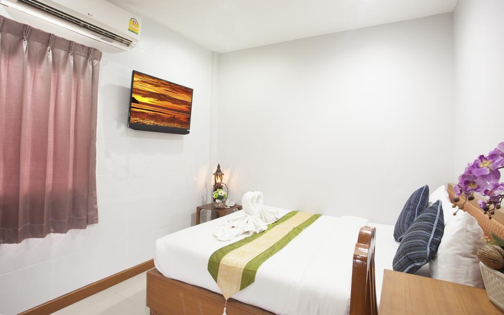 Hip Yaya Residences Patong Exterior photo