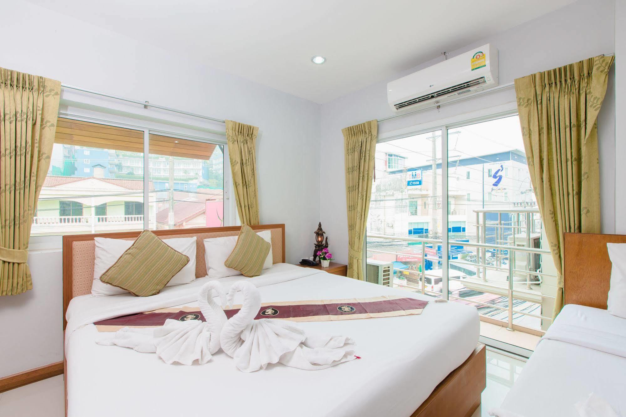Hip Yaya Residences Patong Exterior photo